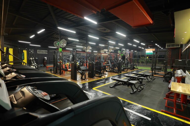 Top 10 Benefits of Joining a Gym in Indore – Expert Guide by Akhada TRT